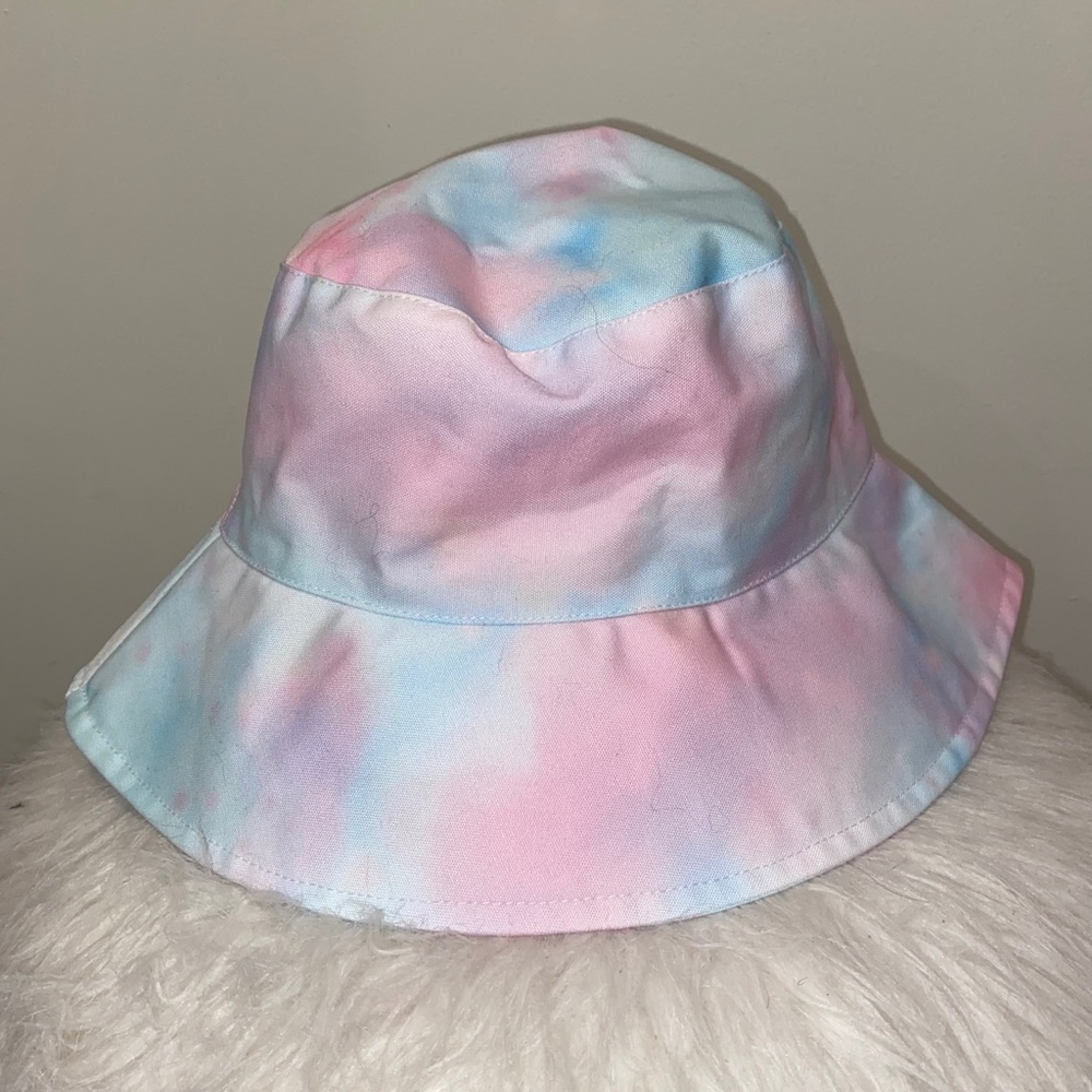 Cottan candy bucket hat